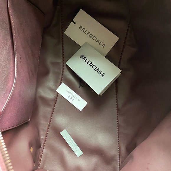 🚨Balenciaga NEO CLASSIC LARGE TOP HANDLE BAG🚨 - Picture 4 of 7